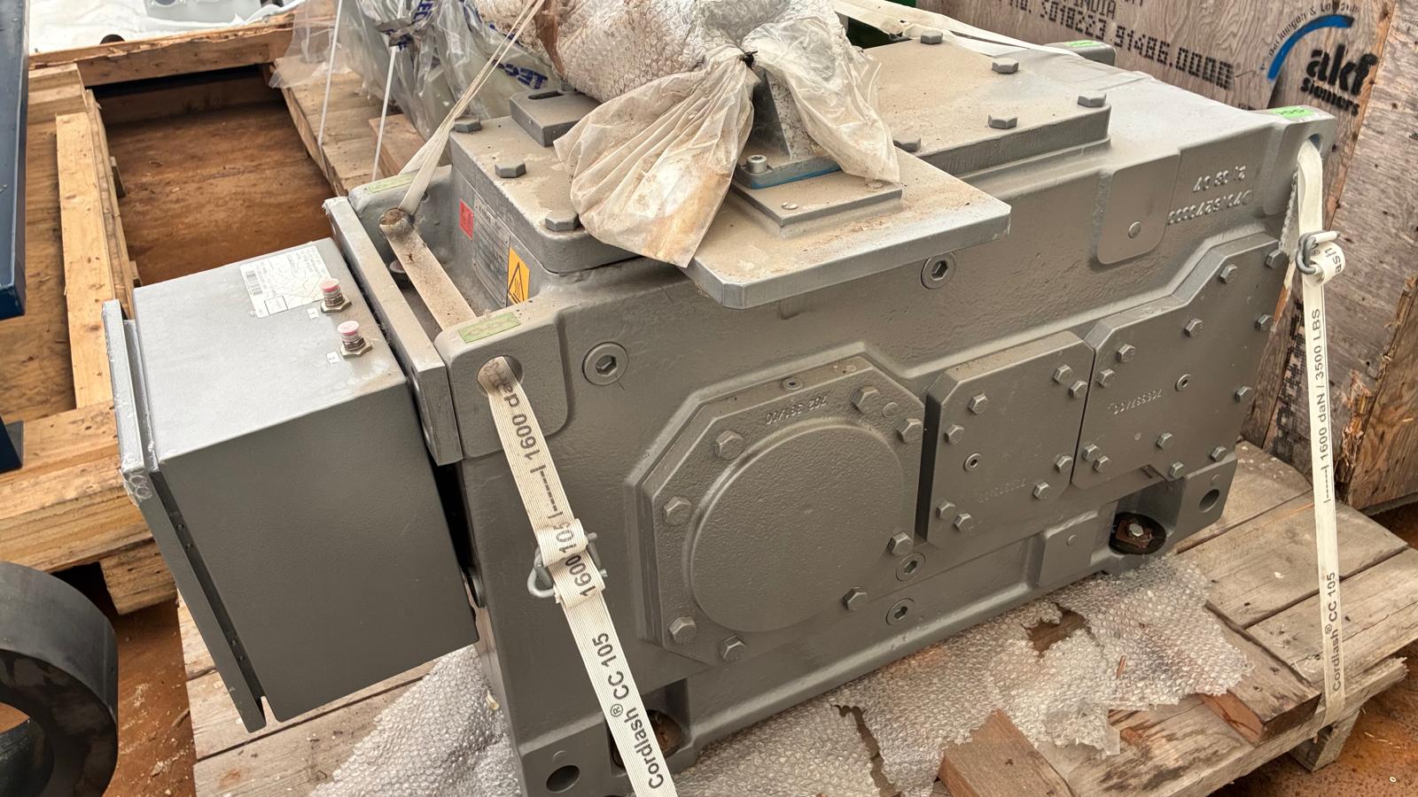 FLENDER B4 SH 9 B Kegelstirnradgetriebe 54 kW