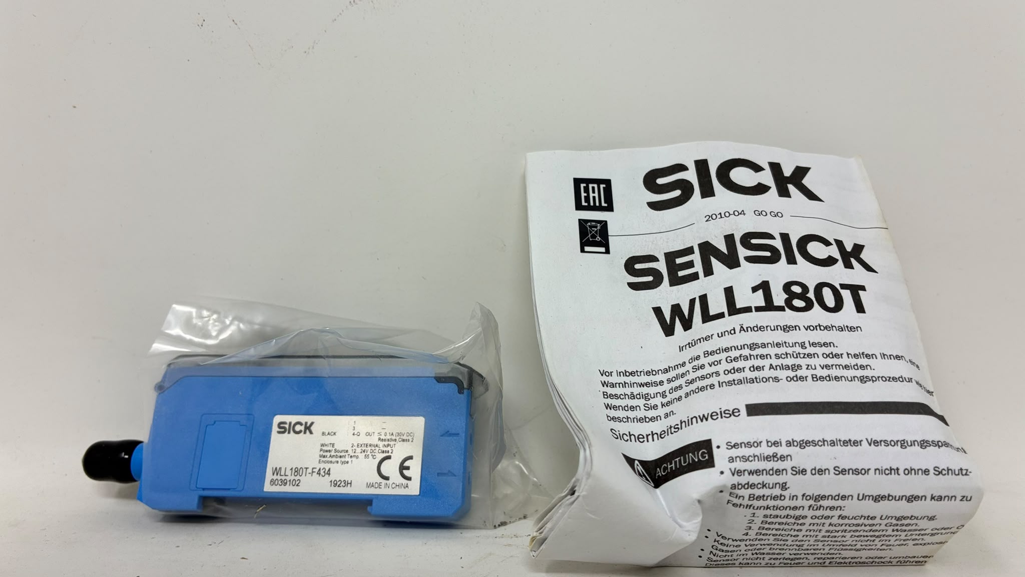 SICK WLL180T-F434 Lichtleitersensor Faseroptik-Verstärker